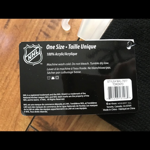 🏒Toronto Maple Leafs Scarf🏒 - Picture 2 of 4